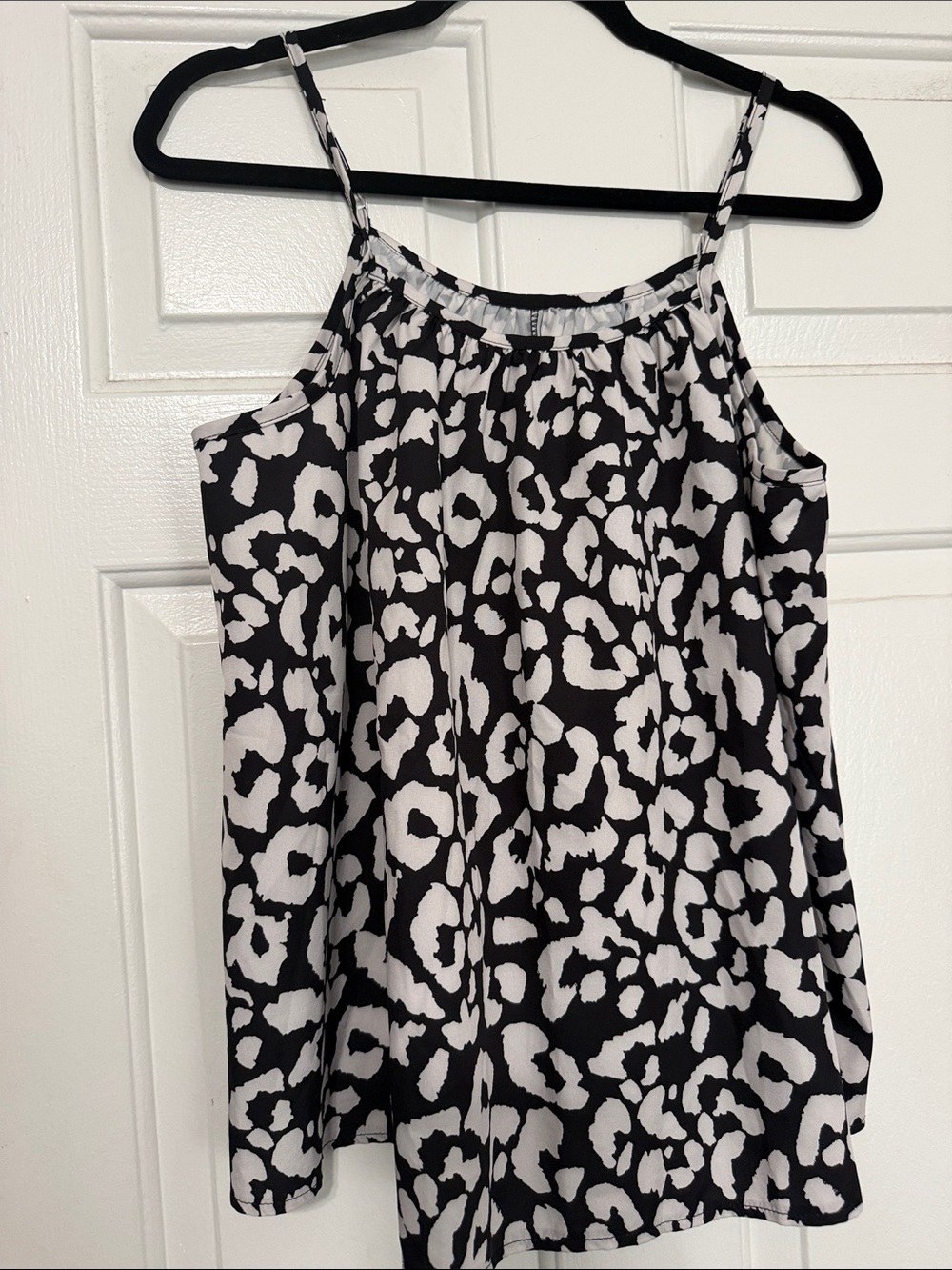 Torrid Black & White Leopard Print Spaghetti Strap Tank Top